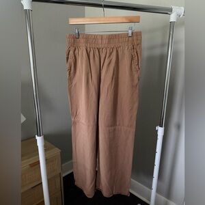 Calvin Klein Women's Tan Wide Leg Pants Size M